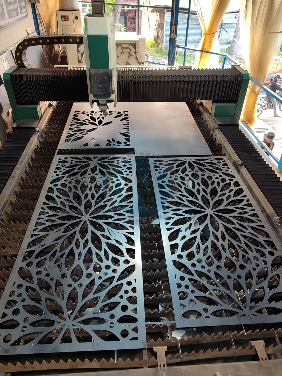 Hasil potongan laser cutting presisi untuk komponen industri