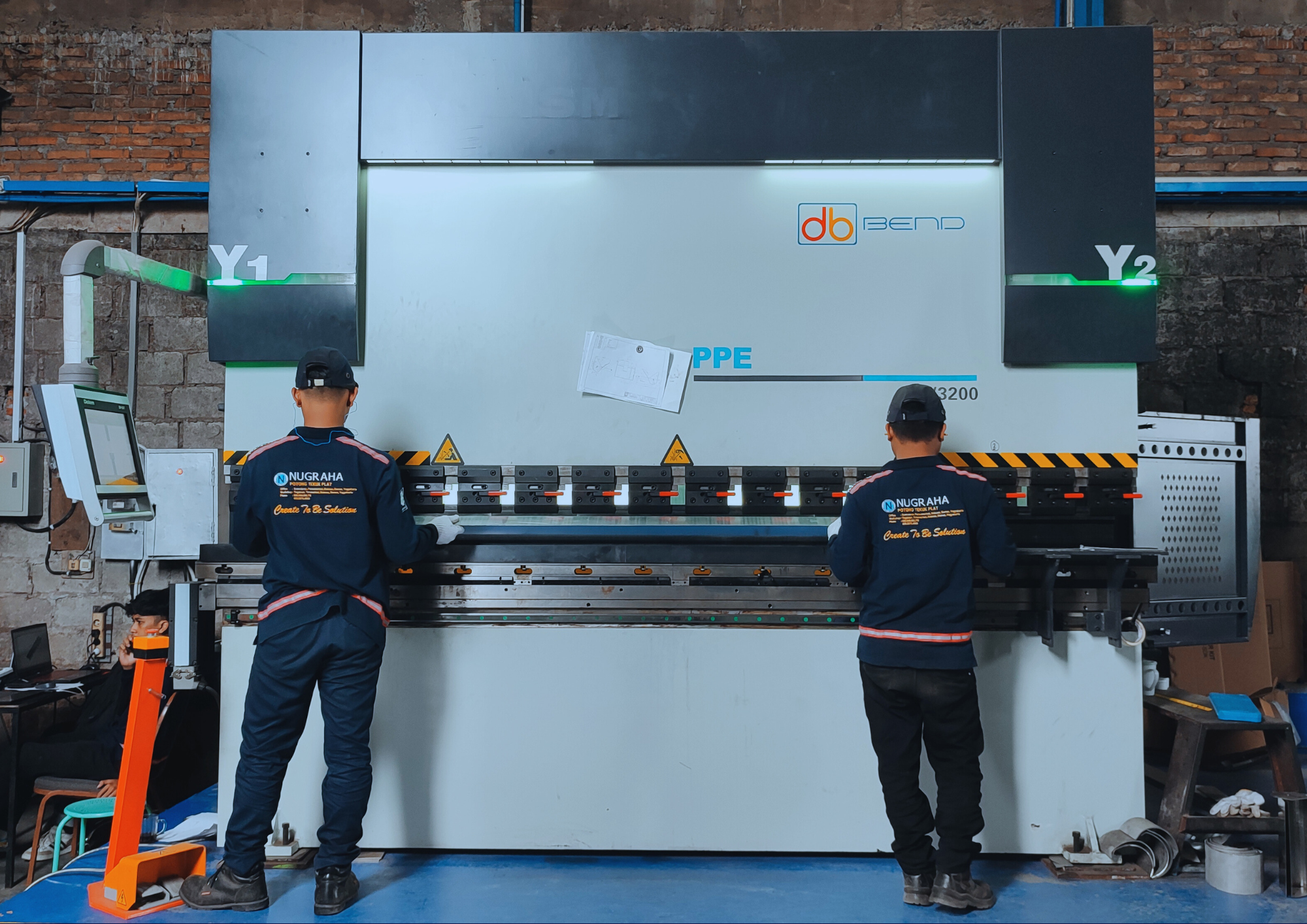 Tekuk Plat (Bending)